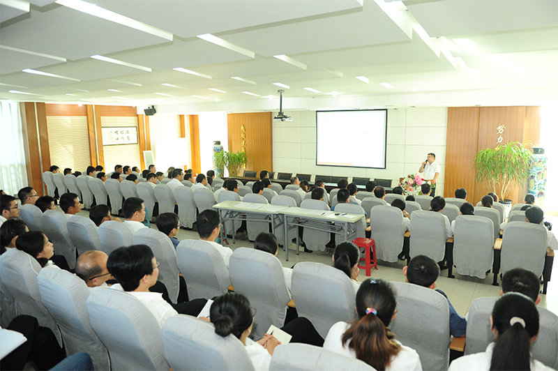 征途国际公司召开2016年“质量月”启动会